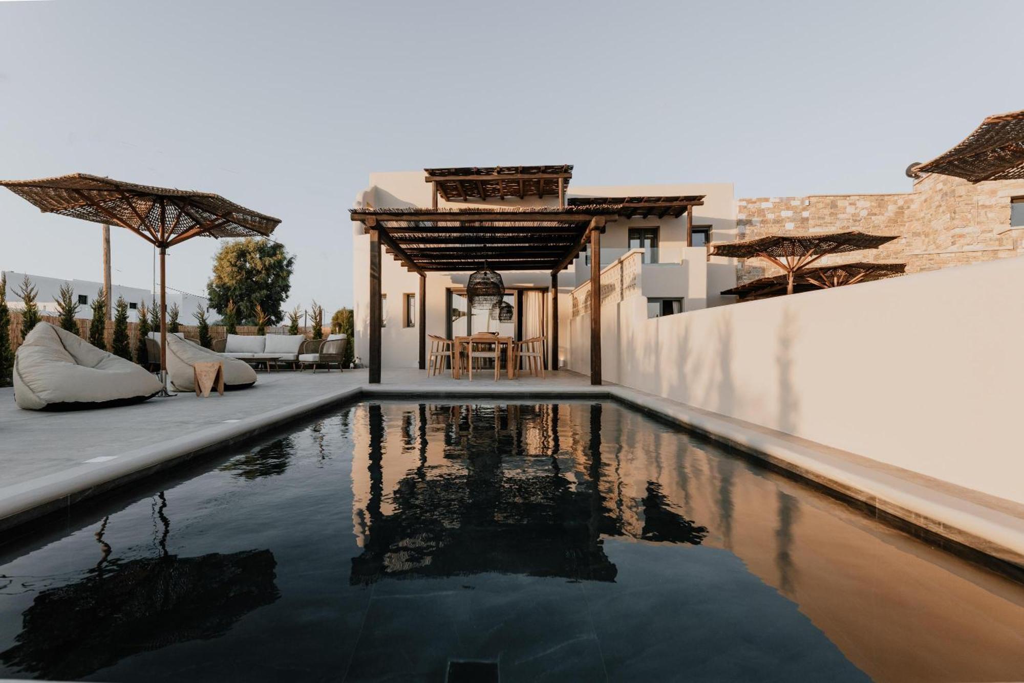 Onym Curated Villas Plaka  Exterior photo