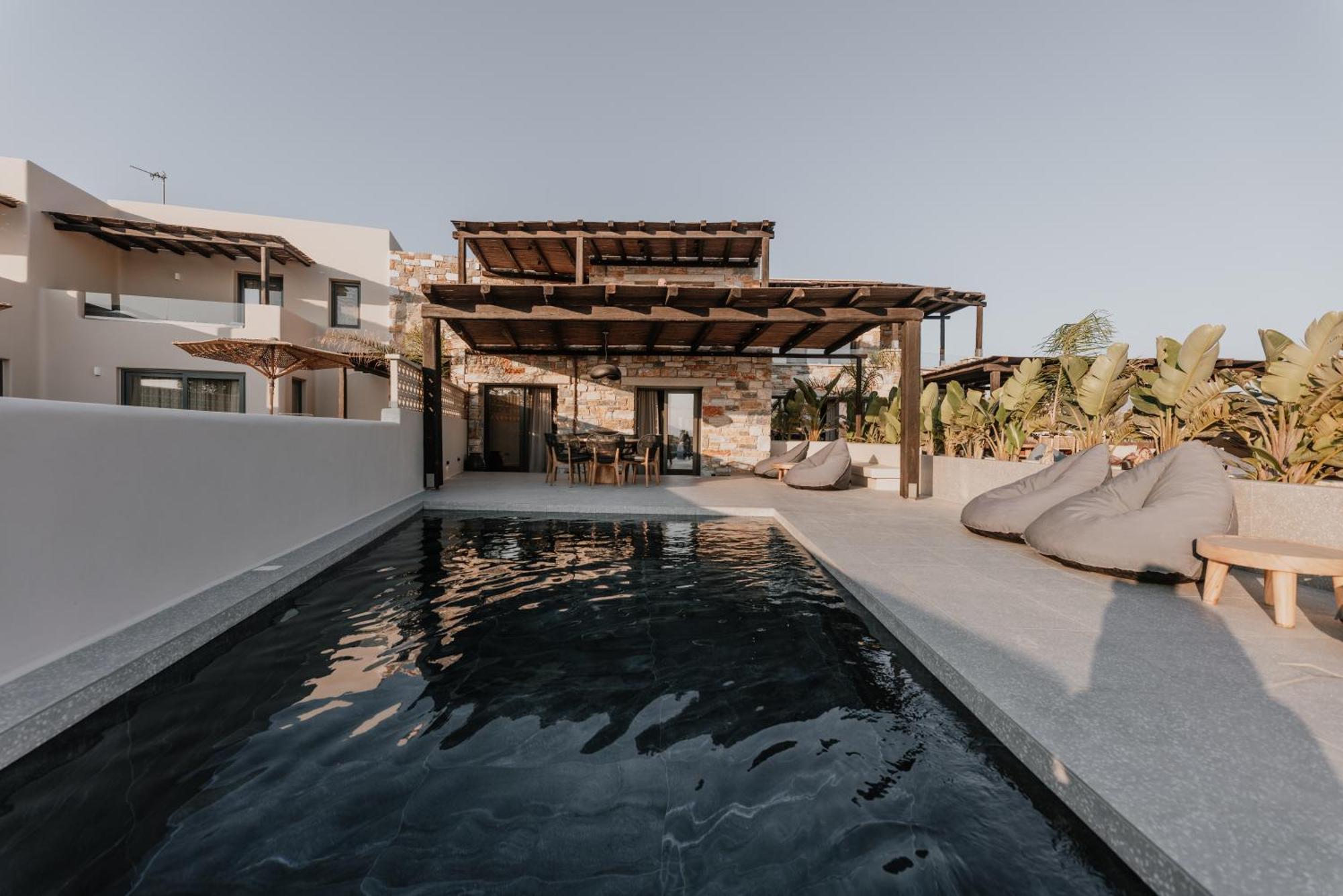 Onym Curated Villas Plaka  Exterior photo