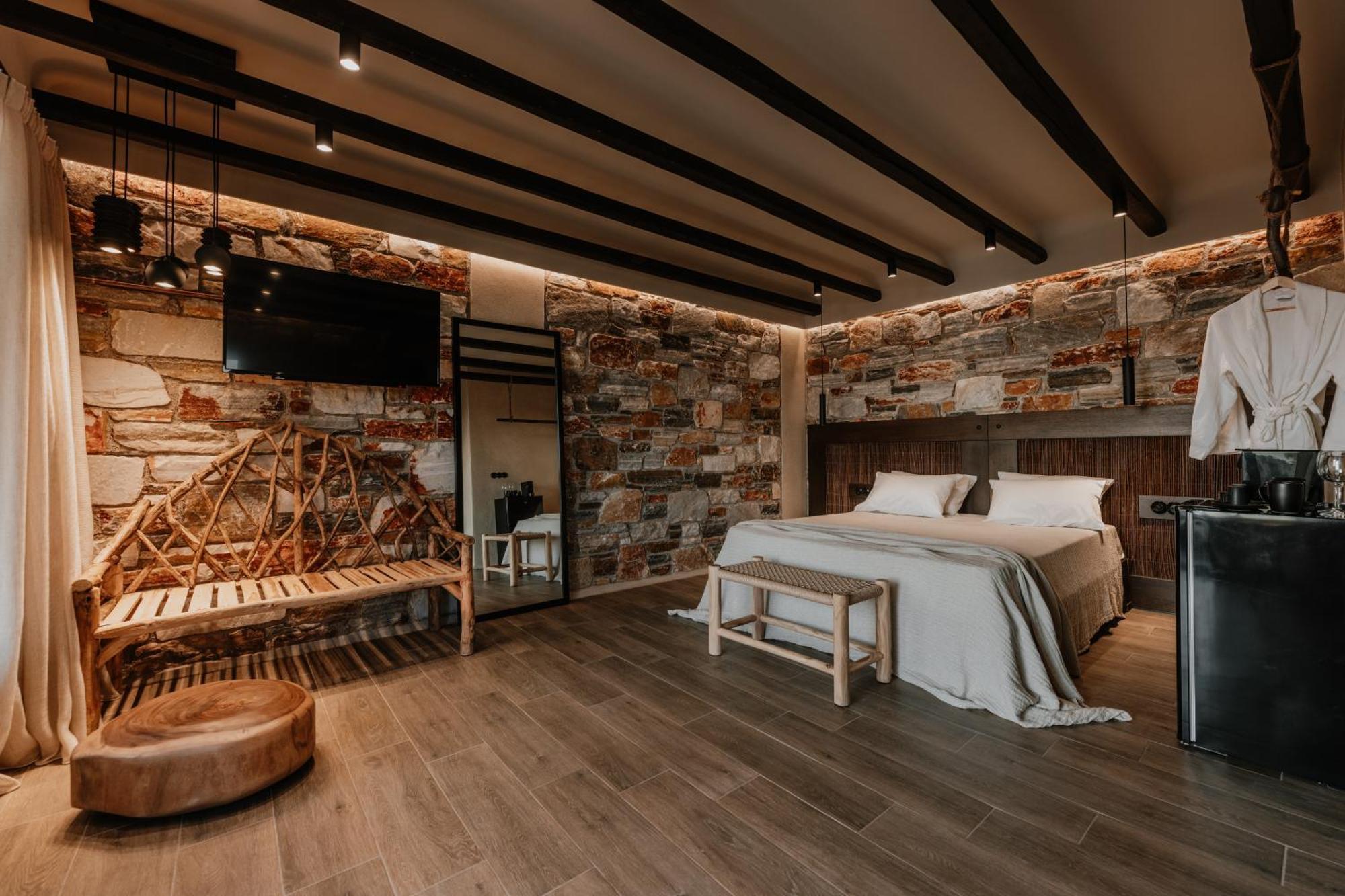 Onym Curated Villas Plaka  Exterior photo