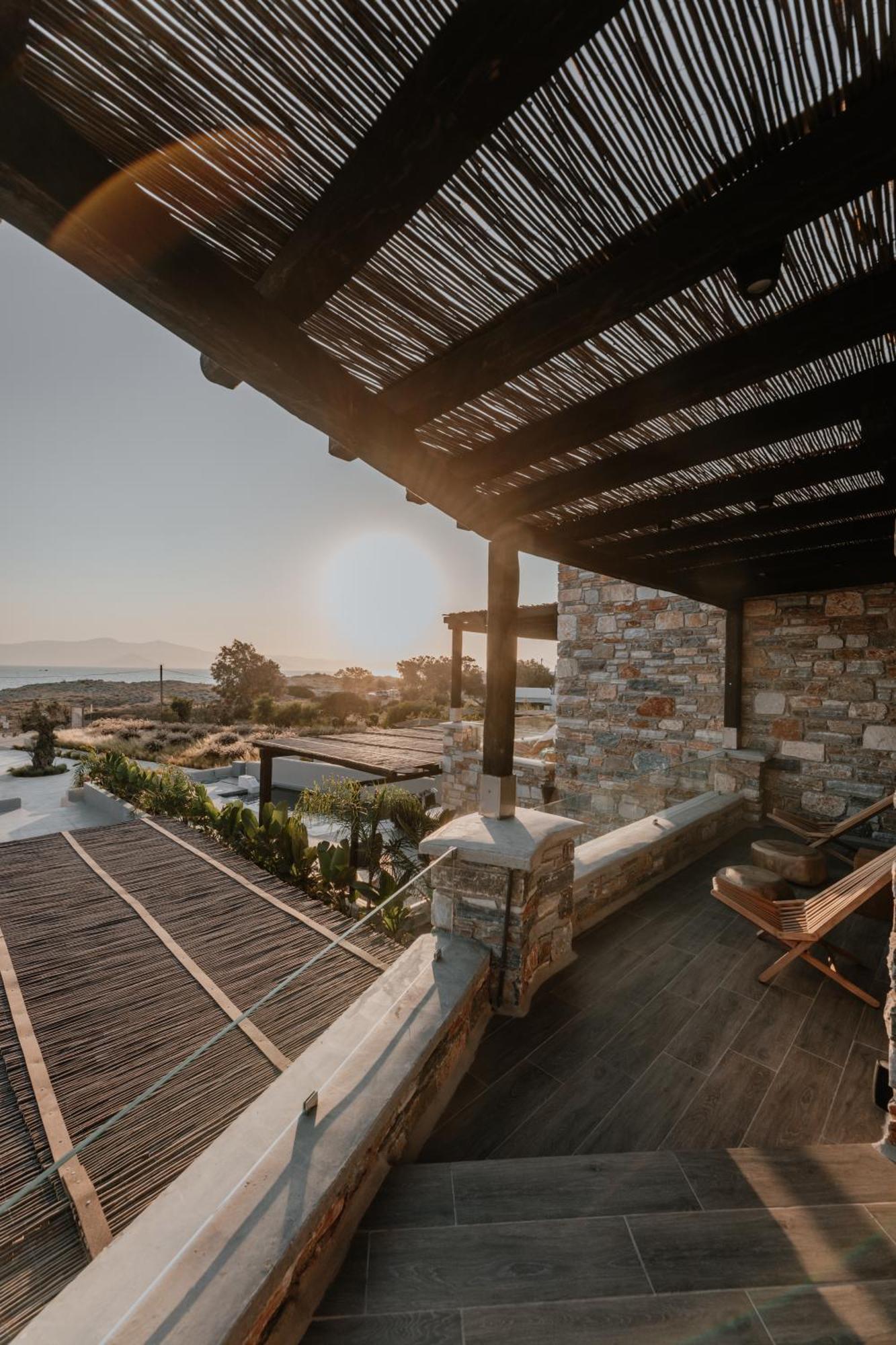 Onym Curated Villas Plaka  Exterior photo